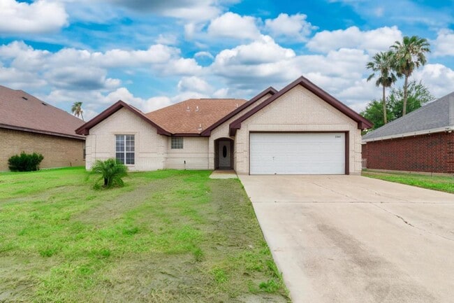 Building Photo - 2807 Montgomery Dr Rental