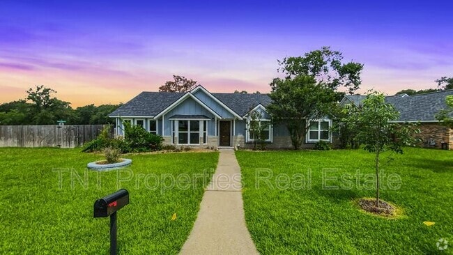 Building Photo - 1801 Rosebud Ct Rental
