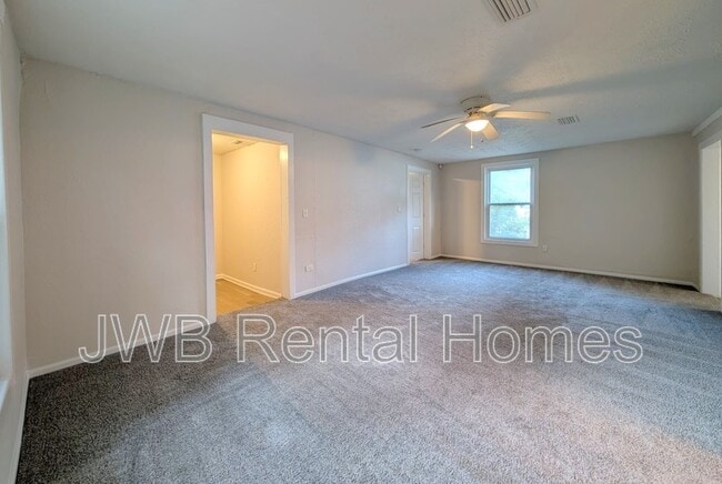 Photo - 203 Spring St