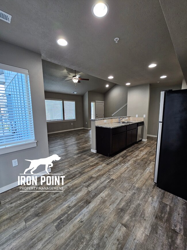 Photo - JE944 Unit 102