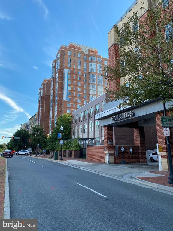 Photo - 309 Holland Ln Unidad 117