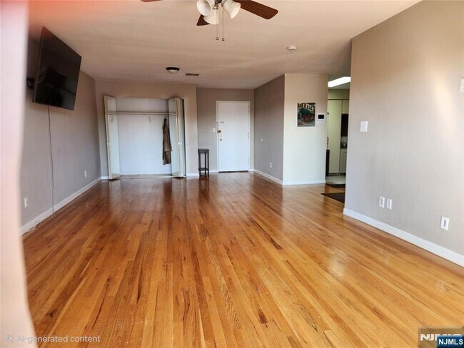 Photo - 9055 Palisade Ave Unit 43