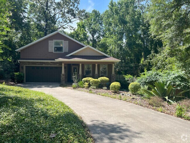 Building Photo - Private Oasis in Emerald Woods off NW 39th... Rental