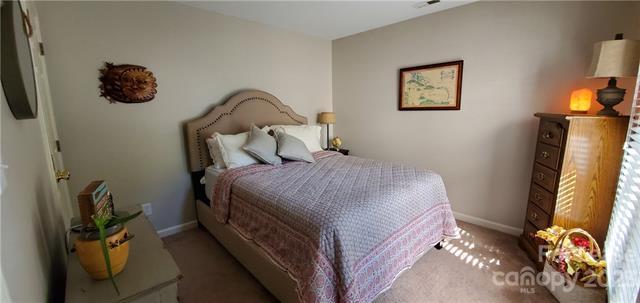 Photo - 18629 Vineyard Point Ln