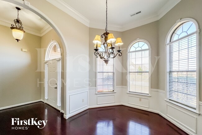 Photo - 120 Rushton Ln