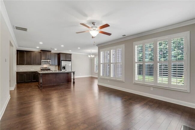 Photo - 3093 Ainsley Way