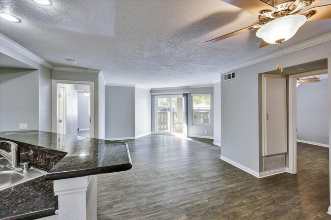 Welcome to Le Med in Azusa, CA - Le Med Apartments