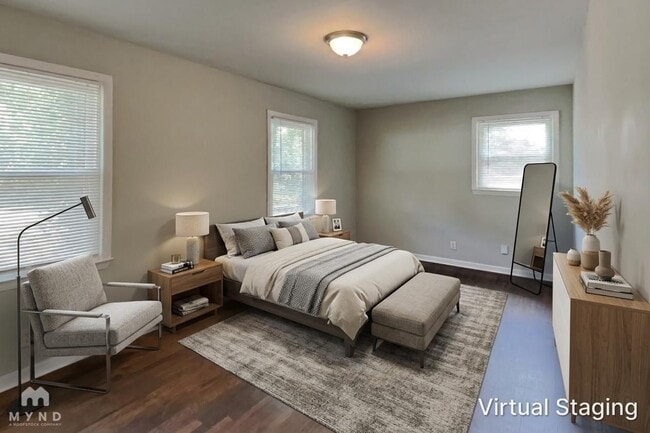 Photo - 2715 Carriage Ln