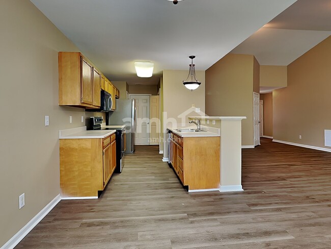 Photo - 81 W Quail Wood Ln