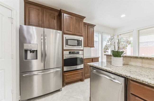 Photo - 10014 Eldarica Way