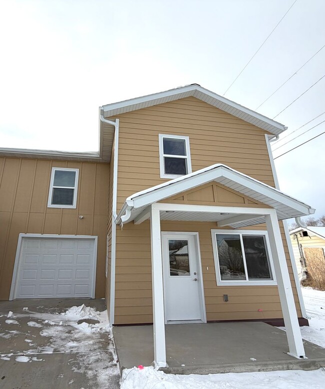 Photo - 1904 N Harris St Unit B