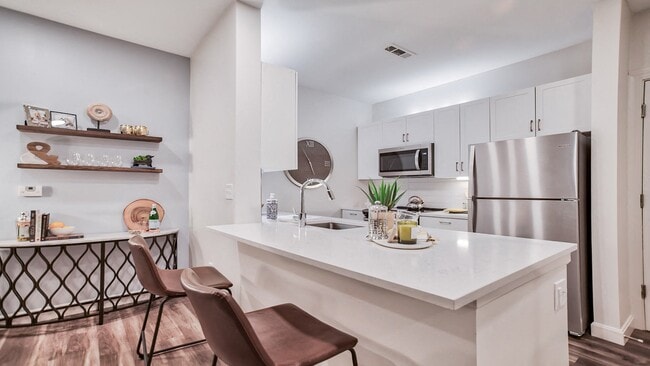 Building Photo - Windsor at Oak Grove Rental