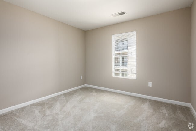 2BR, 2BA, Balcony - 1,184SF - Second Bedroom