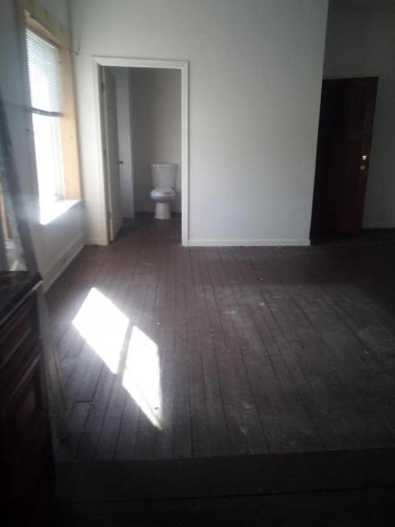 Photo - 118 E Railroad, Apt#8-Apt#8 Unit Apt#8