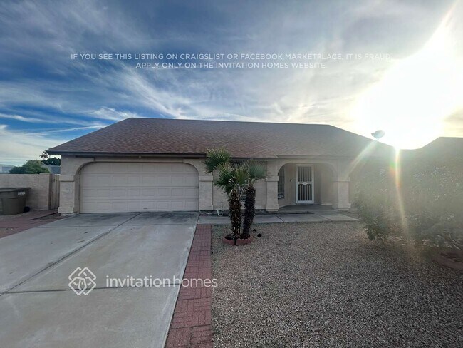 Building Photo - 7731 W Shaw Butte Dr