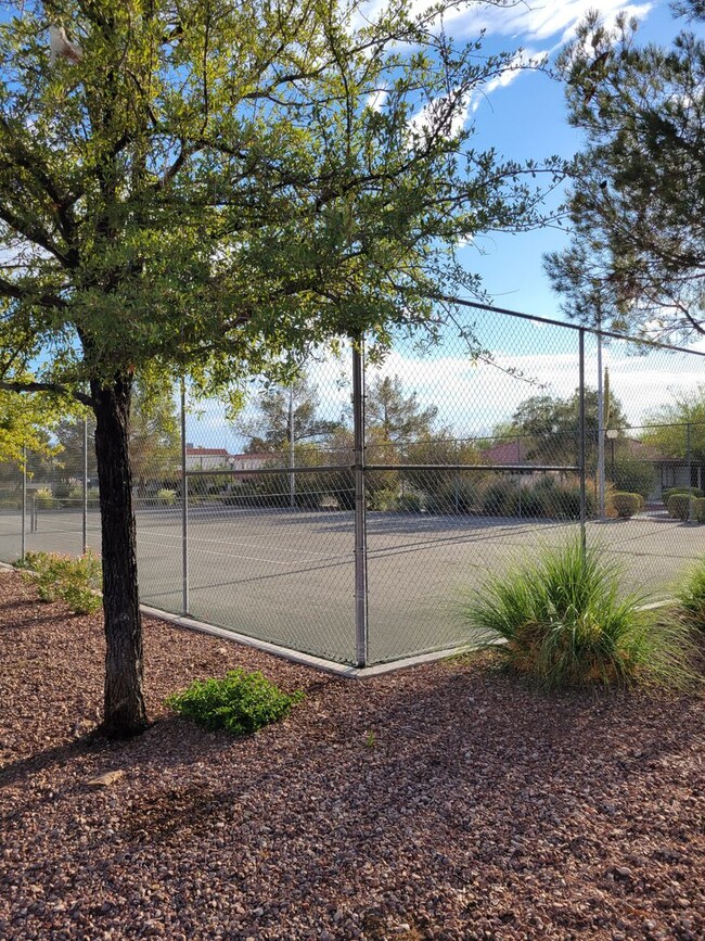 Photo - Rent Ready Single Story Townhome 3/2/ with...