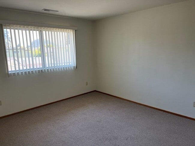 Photo - M929 Unit #3