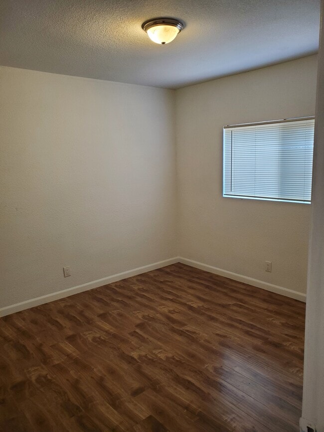 Photo - 1370 S Thomas St Unidad 1370
