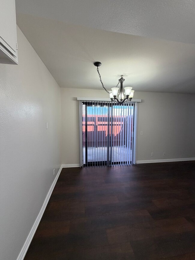 1125 E Ventura St Unit B