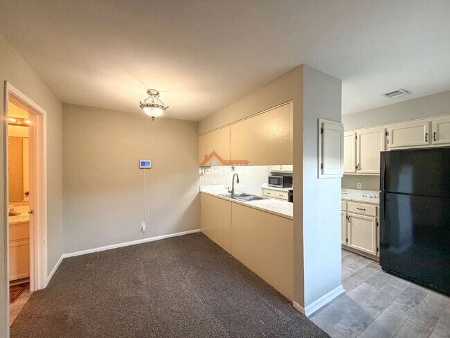 Photo - 2301 W Michigan Ave