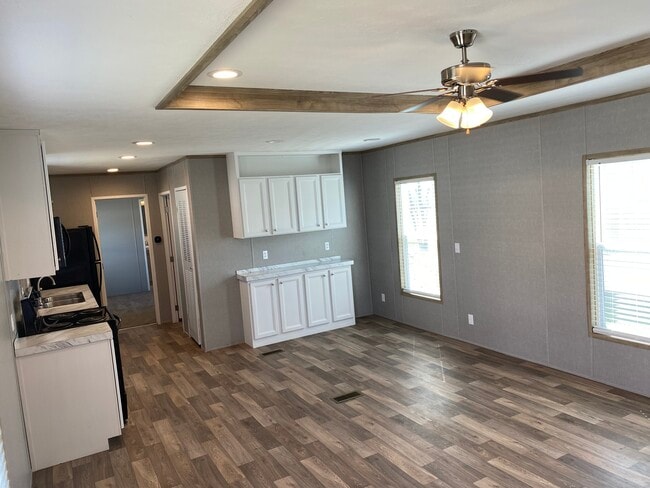 Photo - 2101 SW 38th St