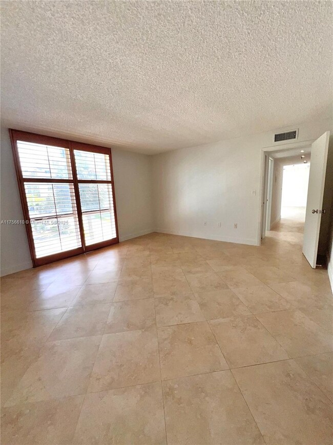 Photo - 17600 N Bay Rd Apartment Unit N304