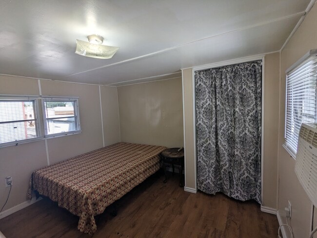 120 Fortner Ave