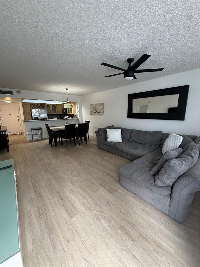 Photo - 3725 S Ocean Dr Unit 605