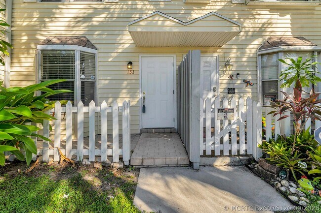 153 SW 3rd St