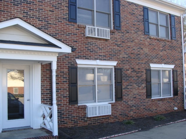 Building Photo - One Bedroom Condo