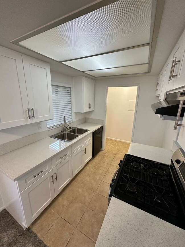 Building Photo - # B - BUILDING ON NORTH CANAL STREET Unit 2695 North Canal Street