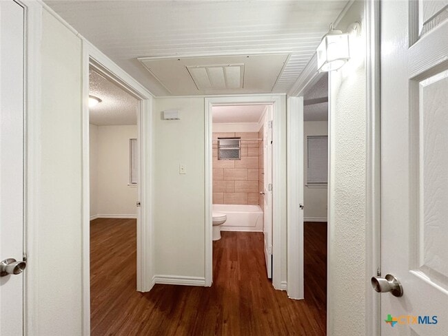 Building Photo - 20115 San Marcos Hwy Unit 2A