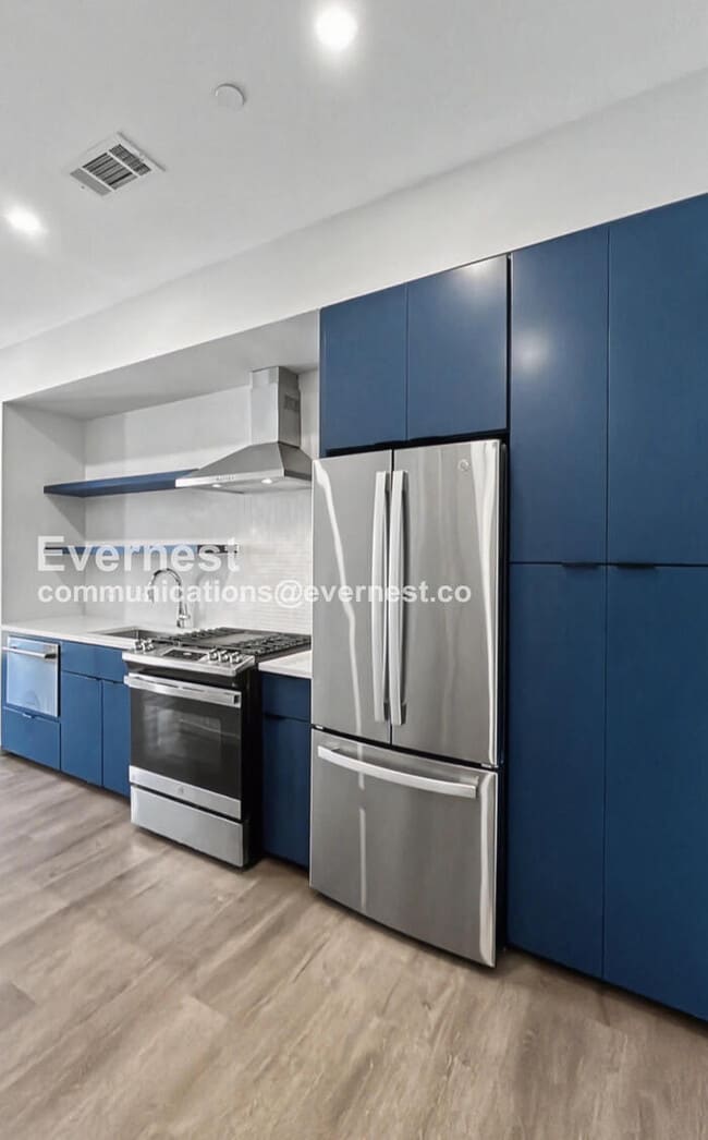 Photo - 500 Merritt Ave Unidad Apartment 213