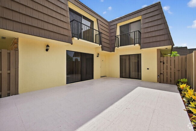 Building Photo - 1119 11th Ct Rental