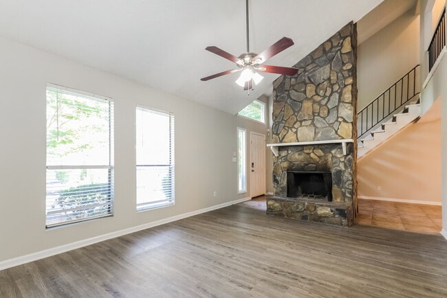 Photo - 8754 Edenton Way
