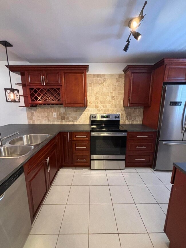 Photo - 2895 SW 22nd Ave Unit 2060