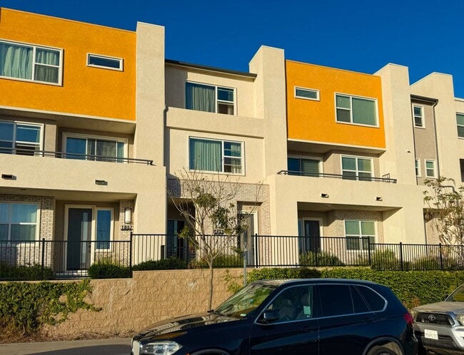 Photo - Welcome to a Beautiful 4-Bedroom Townhome in Millenia