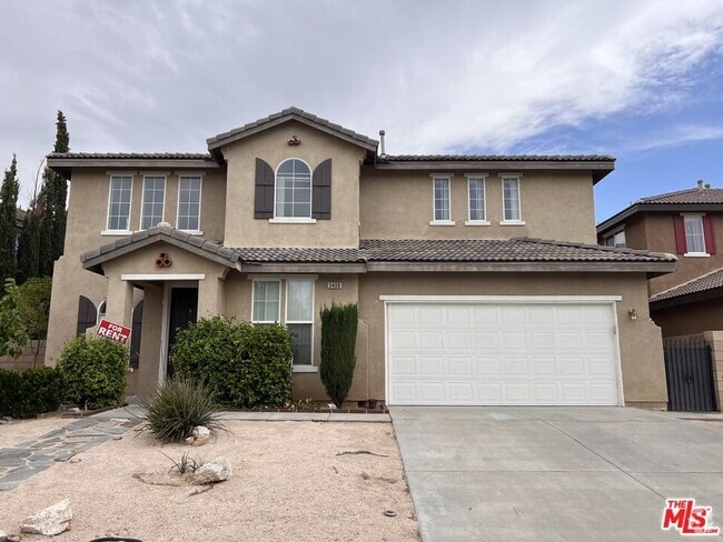 Building Photo - 3406 Club Rancho Dr Rental