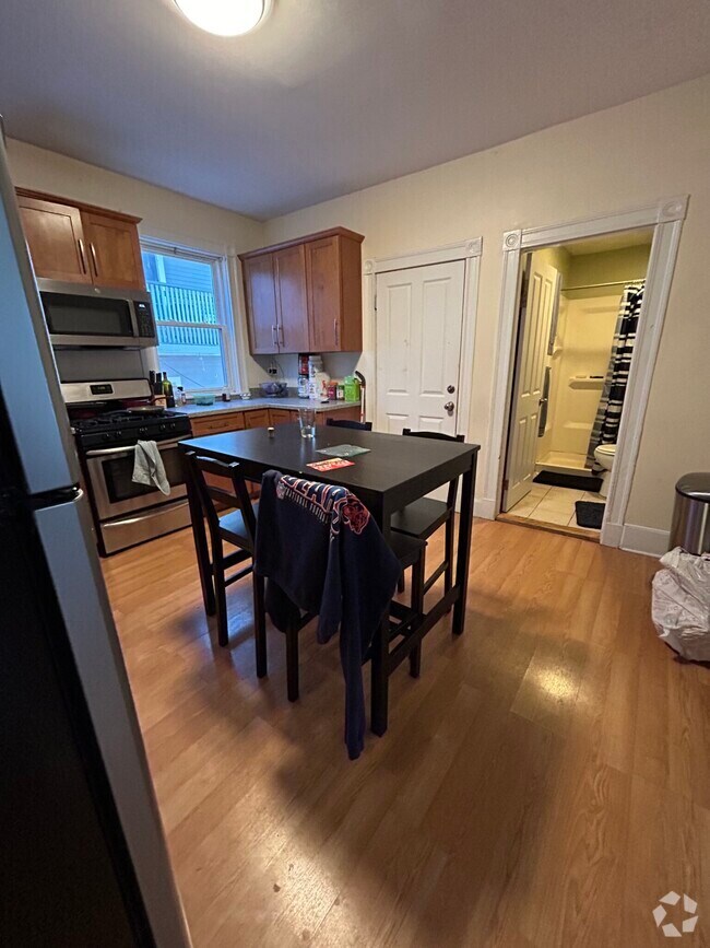 Building Photo - 41 Parker Hill Ave Unit 2 Rental