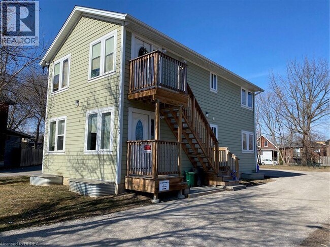 Photo - 106 Marlborough St Unité 1