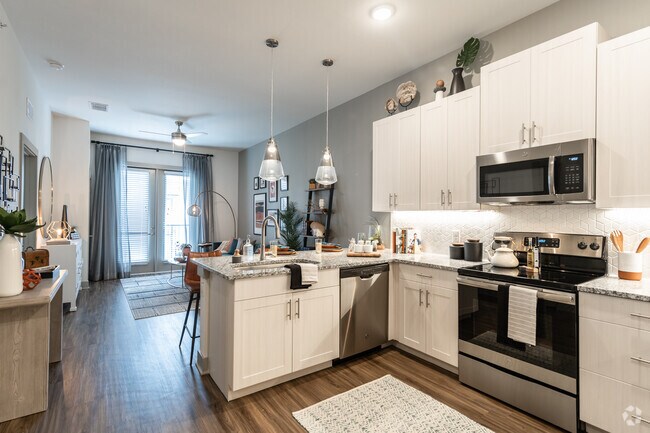 Interior Photo - Griffis Frisco