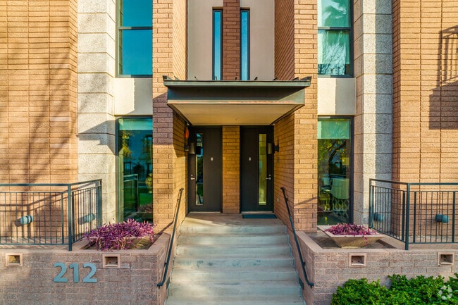 Photo - Portland Place Condominiums