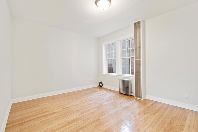 Photo - 412-414 Kearny Avenue Apts