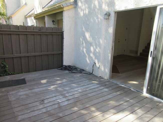 Photo - Duggan Property Management, Inc presents Canoga Park - 3 Bedroom 2.5 Bath