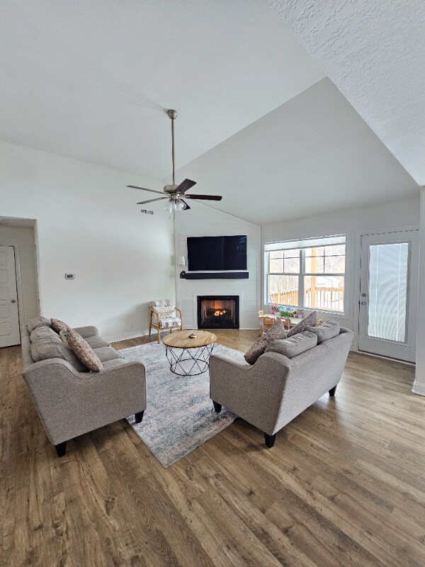 Photo - 2373 Bridgeport Wy