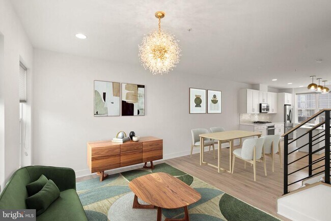 Photo - 1862 Michael Faraday Dr.