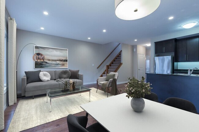 Photo - Towns in Hyde Park