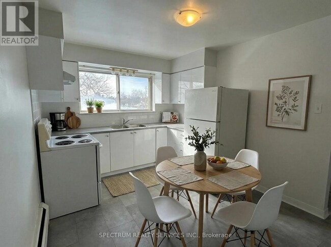 Photo - 357 Connaught St Unit 10