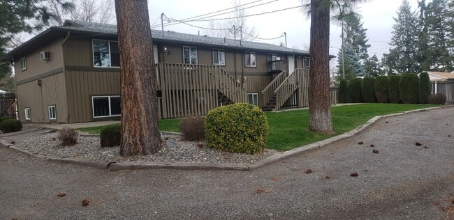 Great Spokane Valley Location-2 bed 1 bath... - Great Spokane Valley Location-2 bed 1 bath... Apartment Unit 10622-B