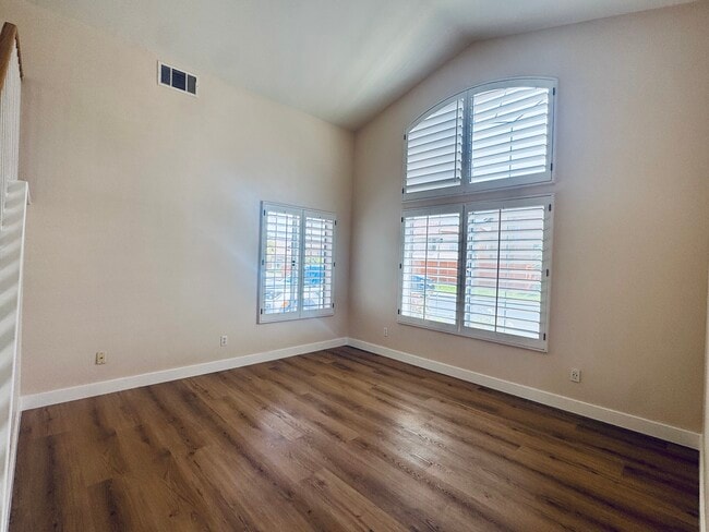 Sala de estar - 2834 Rolling Meadow Dr